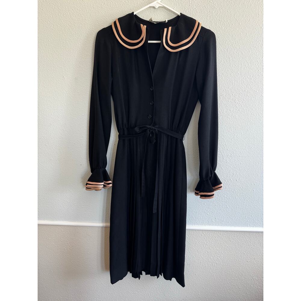 Vintage Albert Nipon Knee Length Black Dress